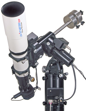 La monture Mach 1 GTO comme toutes les montures Astro-Physics passe le méridien et conserve toutes ses performances de suivi.